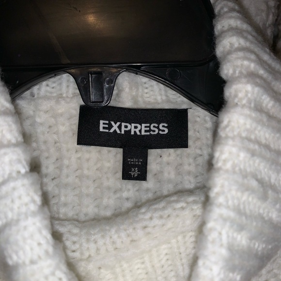 Express white turtleneck knit sweater - Picture 3 of 3